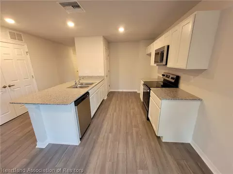 1613 Marble St, Sebring, FL 33870 photo 6