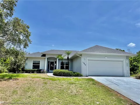 1924 Alan St, Sebring, FL 33875 photo 1