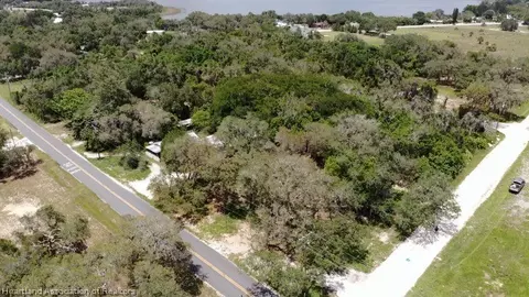 7540 Twitty Rd, Sebring, FL 33876 photo 2