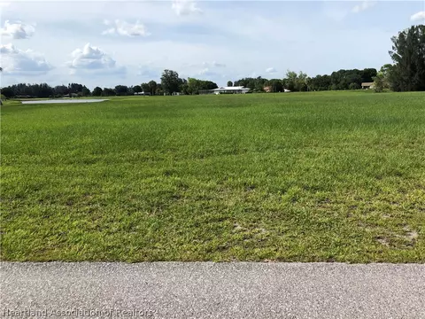 8301 Pine Glen Rd, Sebring, FL 33876 photo 1