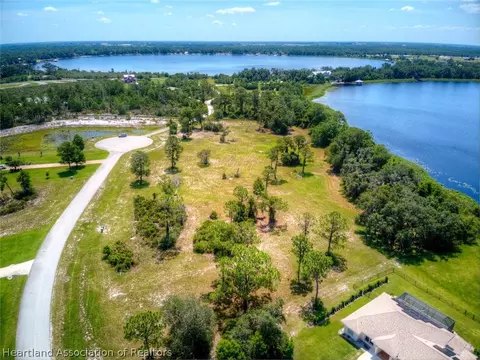 4090 Camp Shore Dr, Sebring, FL 33875 photo 9