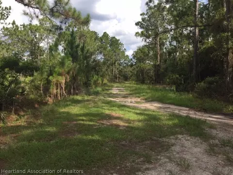 6142 Banyan Rd, Sebring, FL 33875 photo 2