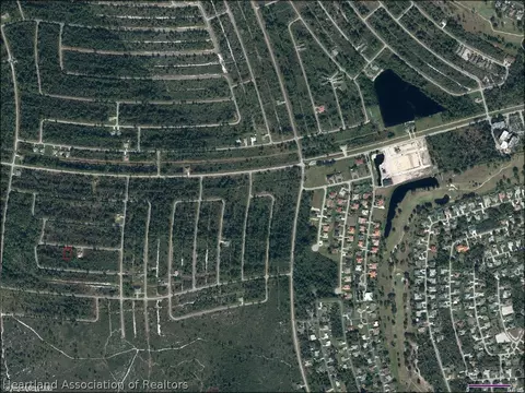 8001 Leonardo St, Sebring, FL 33872 photo 2