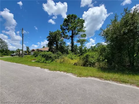 8001 Leonardo St, Sebring, FL 33872 photo 6
