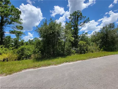 8001 Leonardo St, Sebring, FL 33872 photo 11