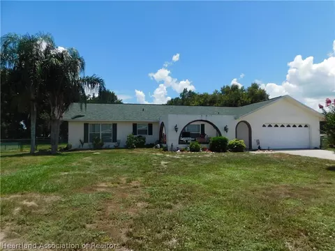 5824 Thunder Rd, Sebring, FL 33876 photo 2