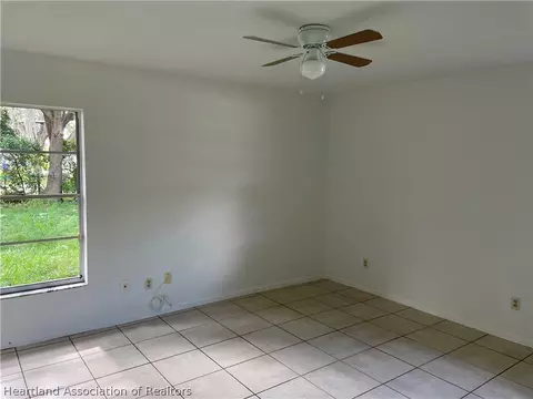 129 Sharon Ave, Sebring, FL 33875 photo 2