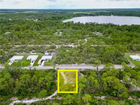 6708 Burkett Ave, Sebring, FL 33875