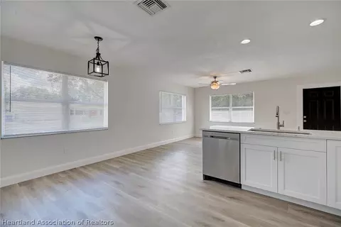 304 Jay Ave, Sebring, FL 33870 photo 15