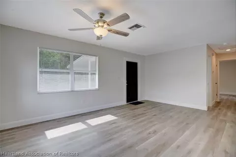 304 Jay Ave, Sebring, FL 33870 photo 7