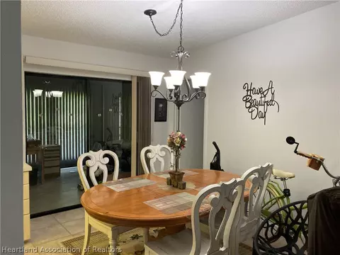 3900 Thunderbird Hill Cir, Sebring, FL 33872 photo 2