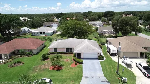 4207 Mandarin Rd, Sebring, FL 33875 photo 2