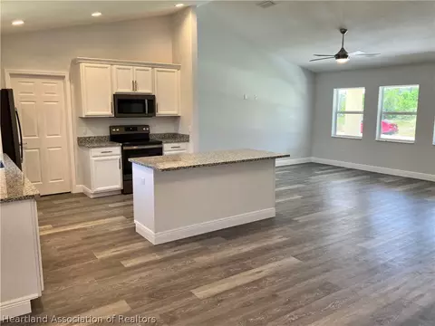 4612 Singer St, Sebring, FL 33872 photo 9
