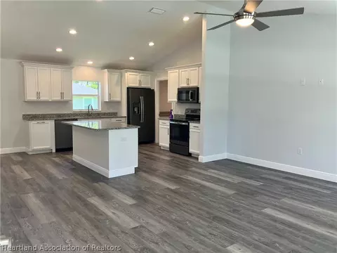 4612 Singer St, Sebring, FL 33872 photo 8