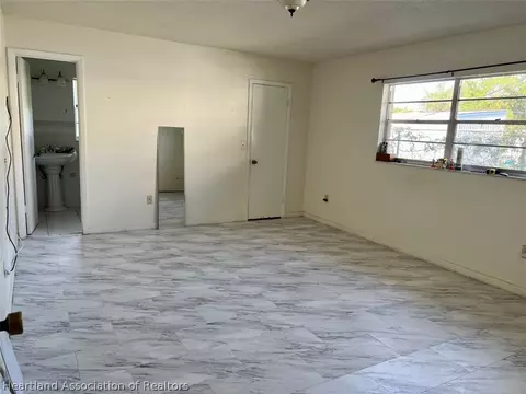 308 Jay Ave, Sebring, FL 33870 photo 8