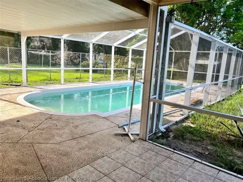 308 Jay Ave, Sebring, FL 33870 photo 2