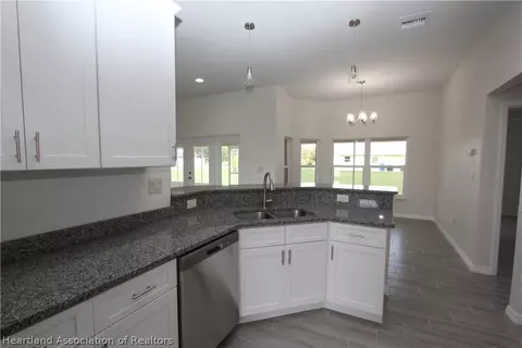 4820 Mackerel Dr, Sebring, FL 33870 photo 9