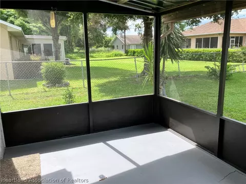 2102 Manatee Dr, Sebring, FL 33870 photo 22