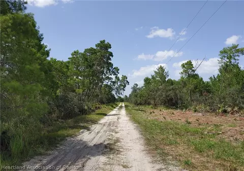 9110 Spur Path, Sebring, FL 33875 photo 15