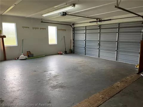 932 Forest Rd, Sebring, FL 33872 photo 2
