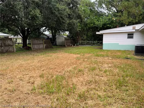 932 Forest Rd, Sebring, FL 33872 photo 11