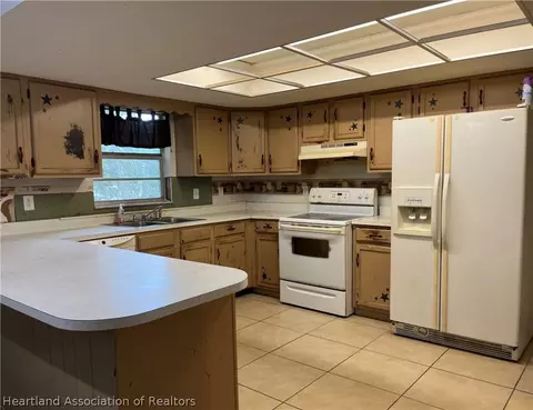 932 Forest Rd, Sebring, FL 33872 photo 4