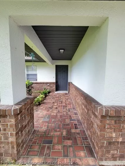2525 Davis Cir, Sebring, FL 33870 photo 4