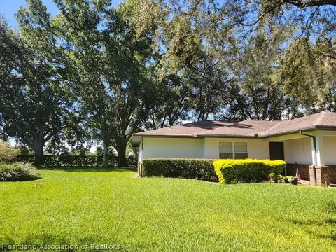 2525 Davis Cir, Sebring, FL 33870 photo 3