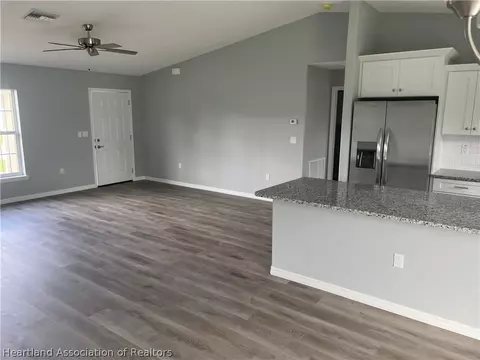 4401 Singer St, Sebring, FL 33872 photo 2