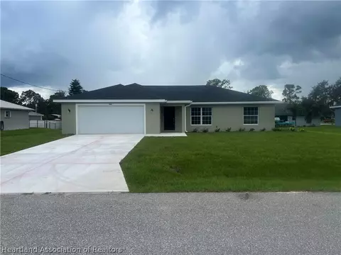 4401 Singer St, Sebring, FL 33872 photo 1