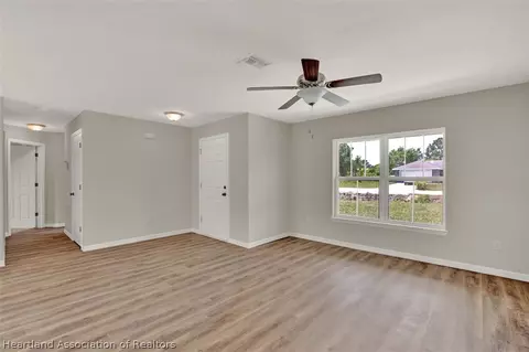 324 Pelican Ave, Sebring, FL 33870 photo 5