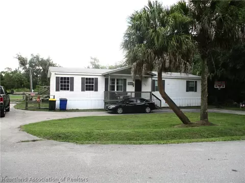 656 River Dr, Sebring, FL 33875 photo 5