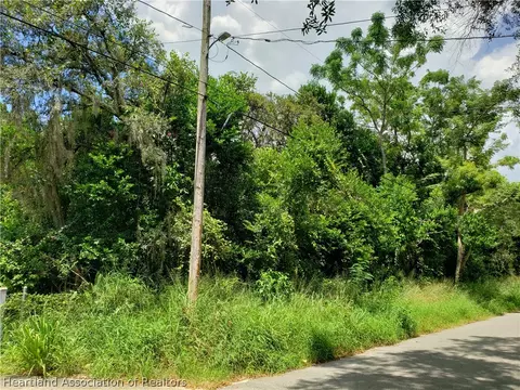 0 John St, Frostproof, FL 33843