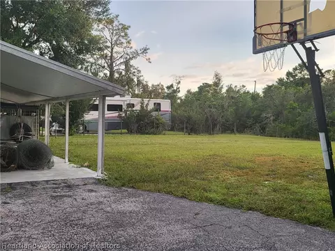 2811 Wallace Dr, Sebring, FL 33872 photo 5