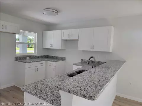 5388 Pebble Beach Dr, Sebring, FL 33872 photo 4