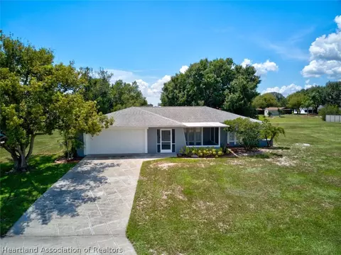 8016 Granada Rd, Sebring, FL 33876 photo 1