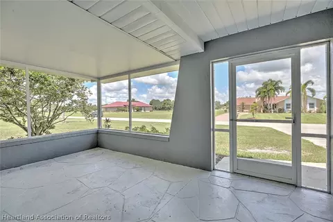 8016 Granada Rd, Sebring, FL 33876 photo 6