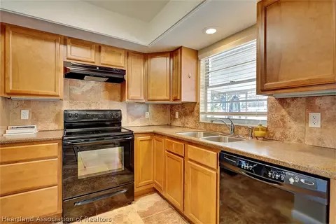 8016 Granada Rd, Sebring, FL 33876 photo 12