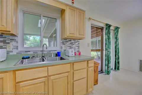 2017 Avalon Rd, Sebring, FL 33870 photo 10
