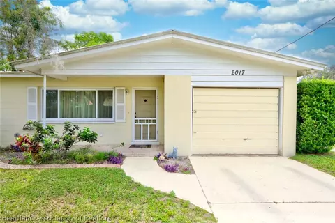 2017 Avalon Rd, Sebring, FL 33870 photo 4