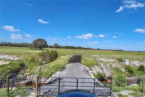 1008 Cattle Ranch Rd, Venus, FL 33960 photo 11