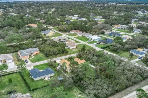 905 Replica Ave, Sebring, FL 33872 photo 33
