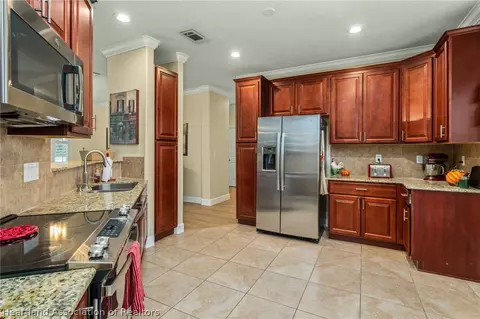 905 Replica Ave, Sebring, FL 33872 photo 7