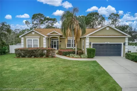 905 Replica Ave, Sebring, FL 33872 photo 1