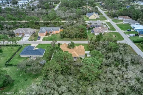 905 Replica Ave, Sebring, FL 33872 photo 32