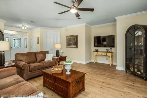 905 Replica Ave, Sebring, FL 33872 photo 3
