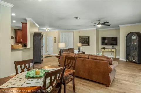 905 Replica Ave, Sebring, FL 33872 photo 5