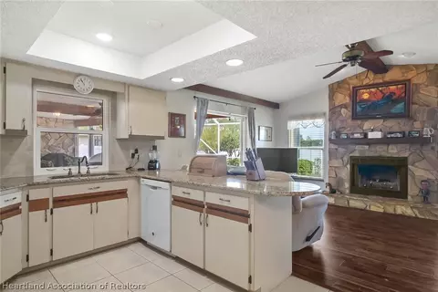 948 Galaxy Ave, Sebring, FL 33875 photo 11