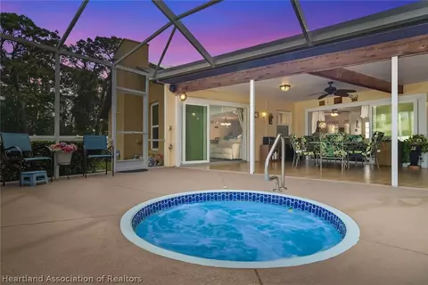948 Galaxy Ave, Sebring, FL 33875 photo 2