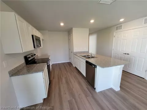 1629 Marble St, Sebring, FL 33870 photo 7